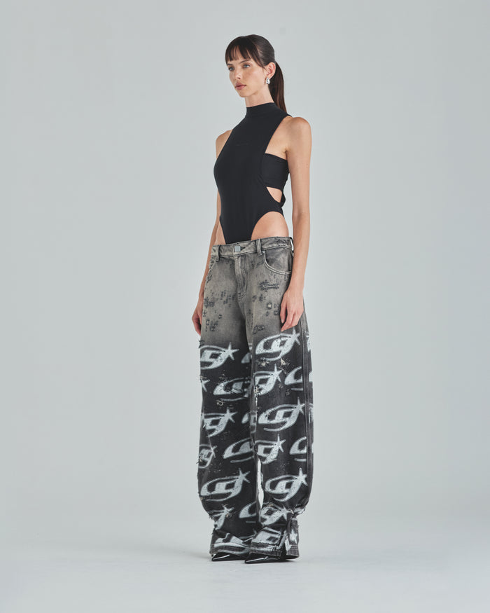 Act 1 Undergold Studio Paneled Body Black