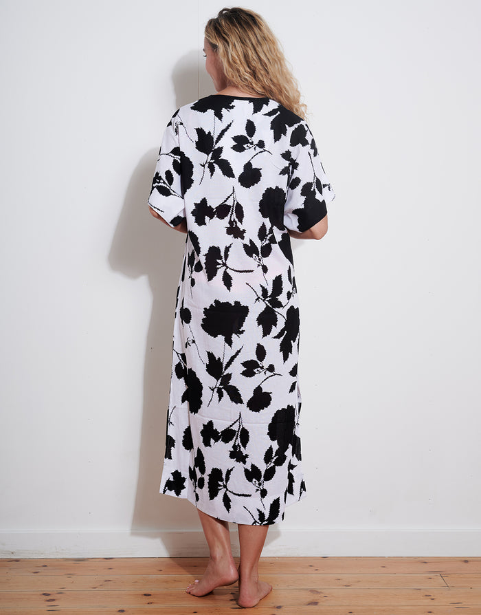 Florascape Caftan - Cream Black