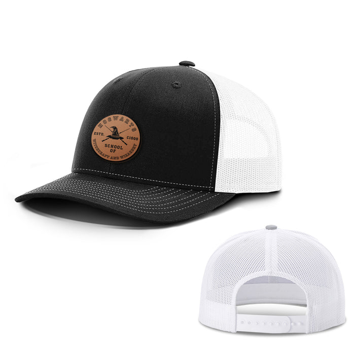 Snapback Trucker / Black and White / One Size