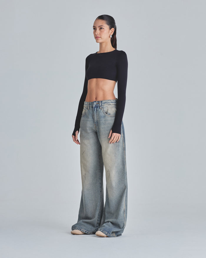 Line Basic Long Sleeve Cropped Tshirt Black