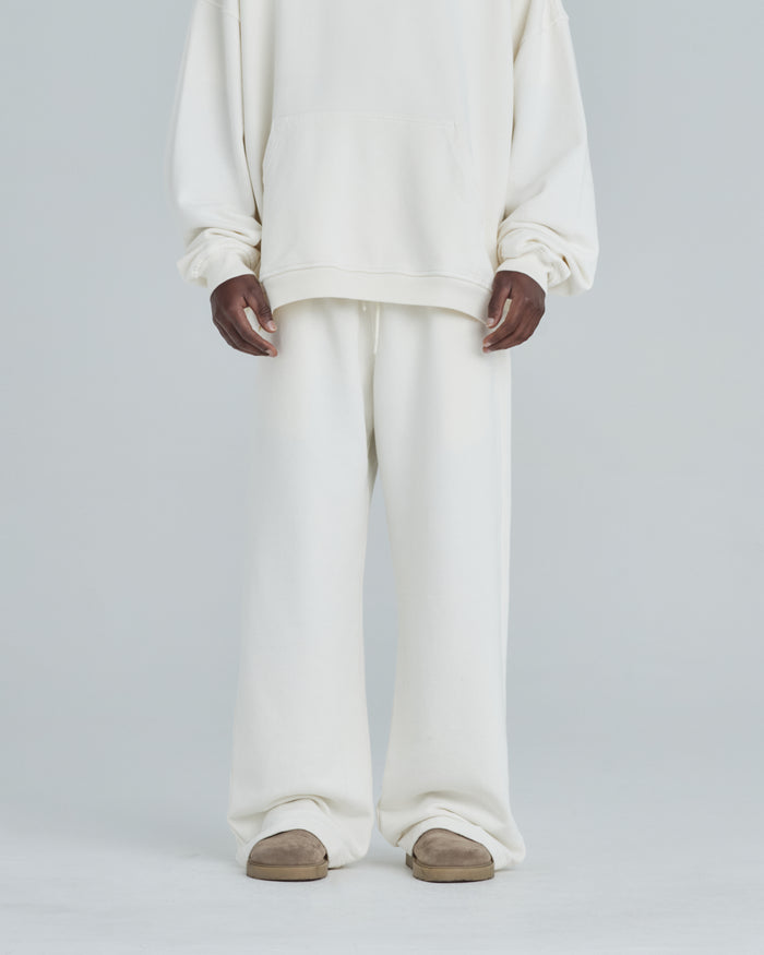 Line Basic Straightpants White