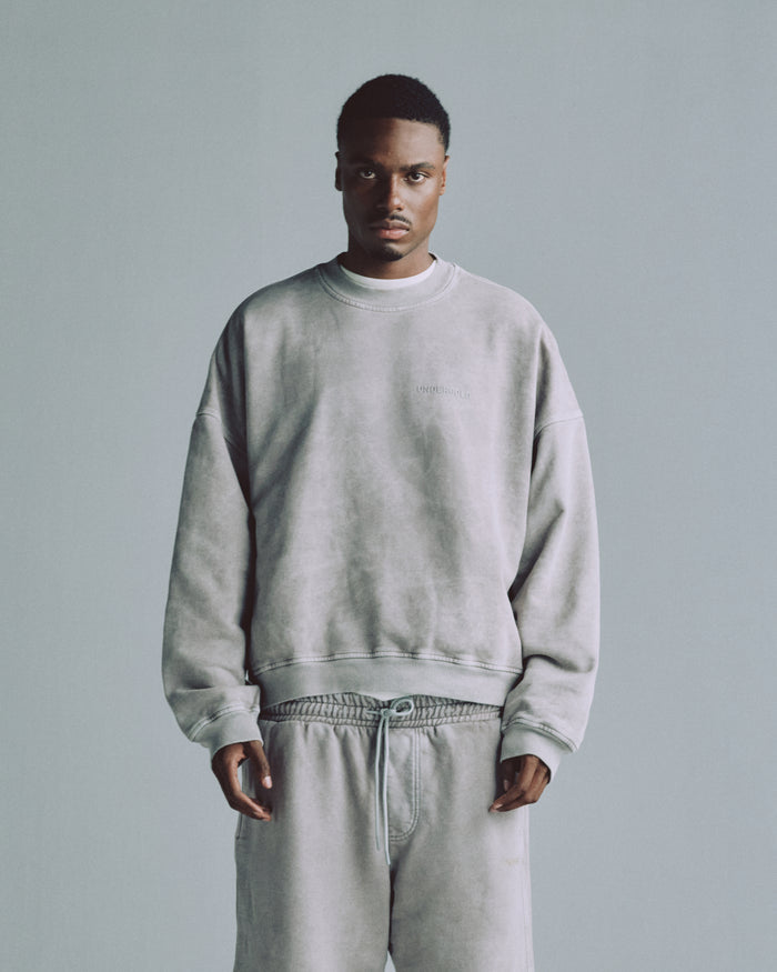 Line Logo Crewneck Washed Gray