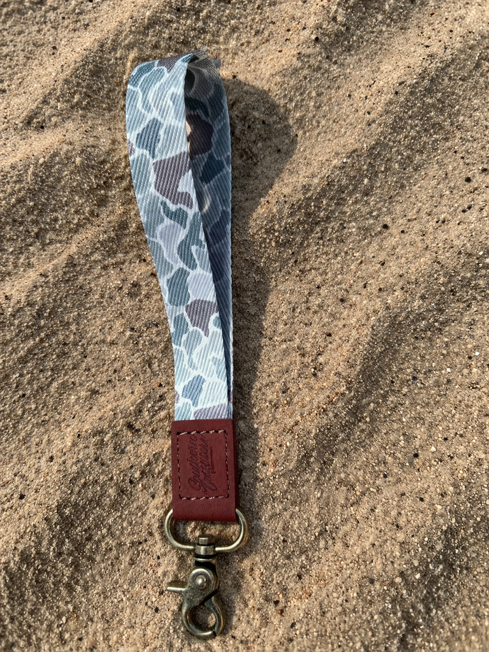 Southern Outfitters Coastal short landyards